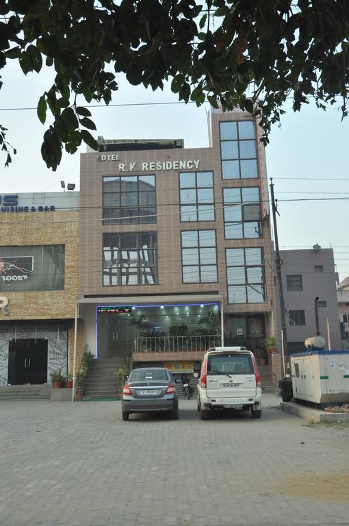 Hotel Rk Residency Noida Exterior foto